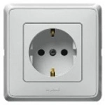 Купить 773659 Розетка 2 Конт.+ Земля Cariva белый оптом в Москве от производителя