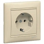 Купить 774320 Розетка 2конт + земля Valena сл.кость оптом в Москве от производителя