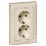 Купить 774370 Розетка двойная 2конт +земля в сборе Valena сл.кость оптом в Москве от производителя