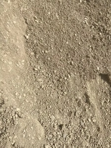 Купить Карьерный песок смесь с мелким гравием оптом в Москве от производителя